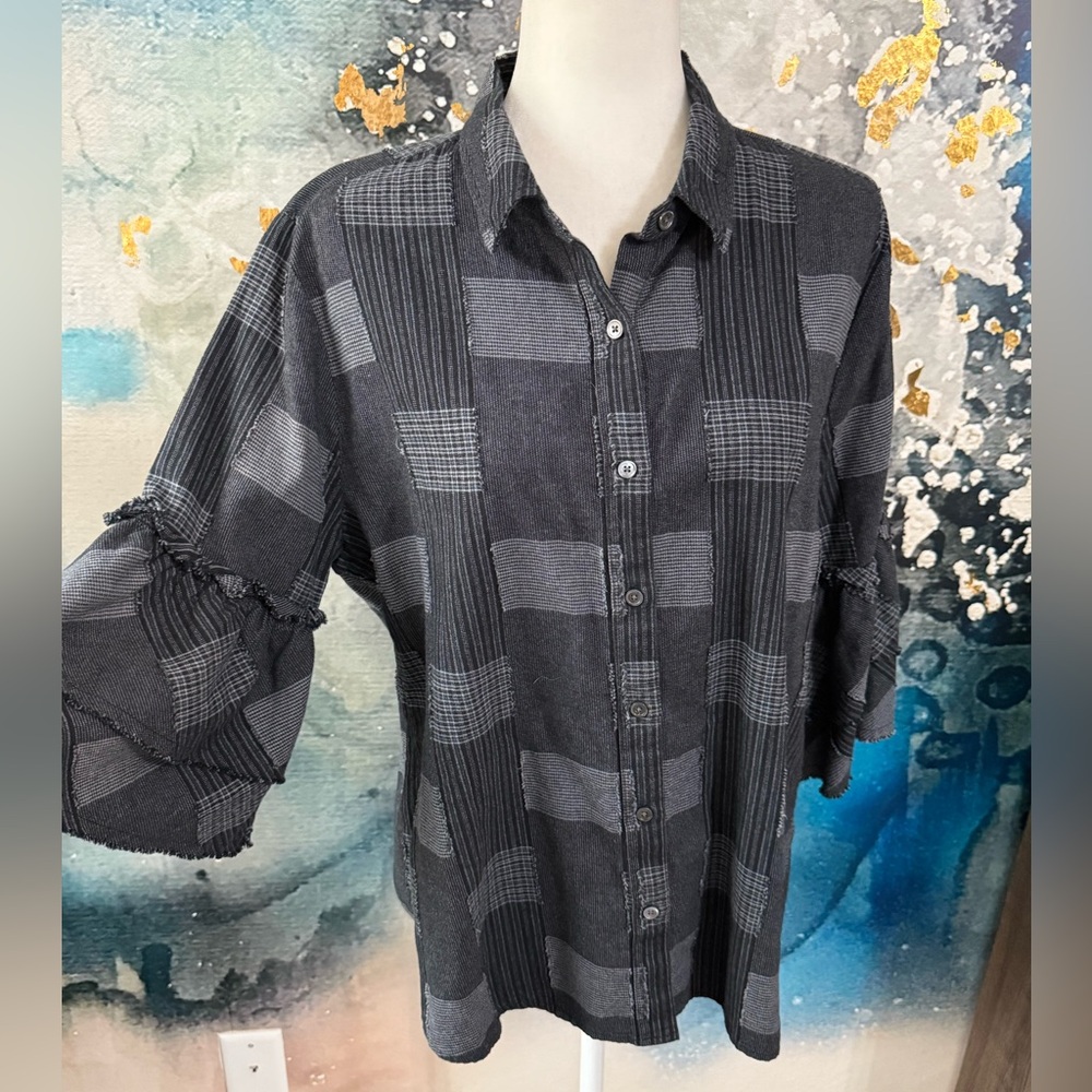 Dylan | Charcoal Ruffle Sleeve Plaid Patch Shirt